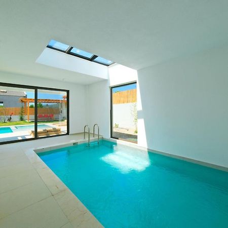 Villa Neo With 2 Private Pools, Bbq, Jacuzzi And Sauna Фетие Екстериор снимка