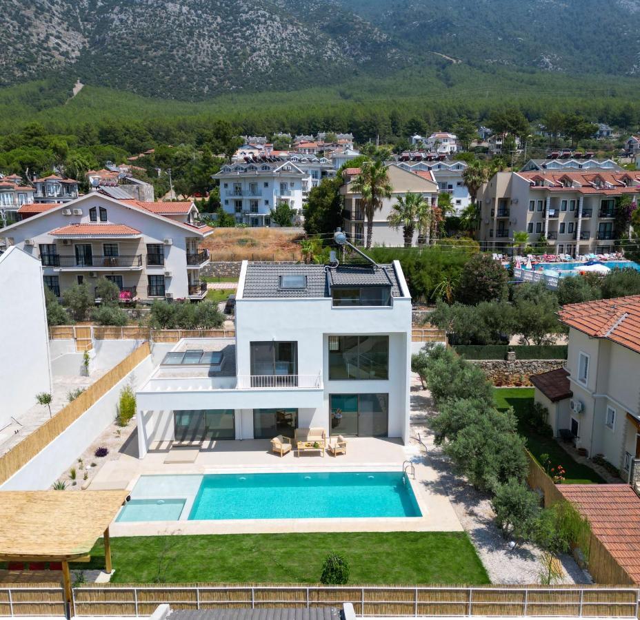 Villa Neo With 2 Private Pools, Bbq, Jacuzzi And Sauna Фетие Екстериор снимка